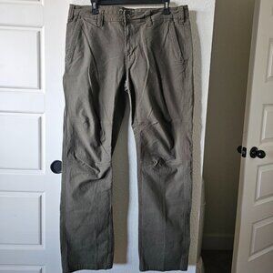 Eddie Bauer Relaxed Fit Canvas Pant